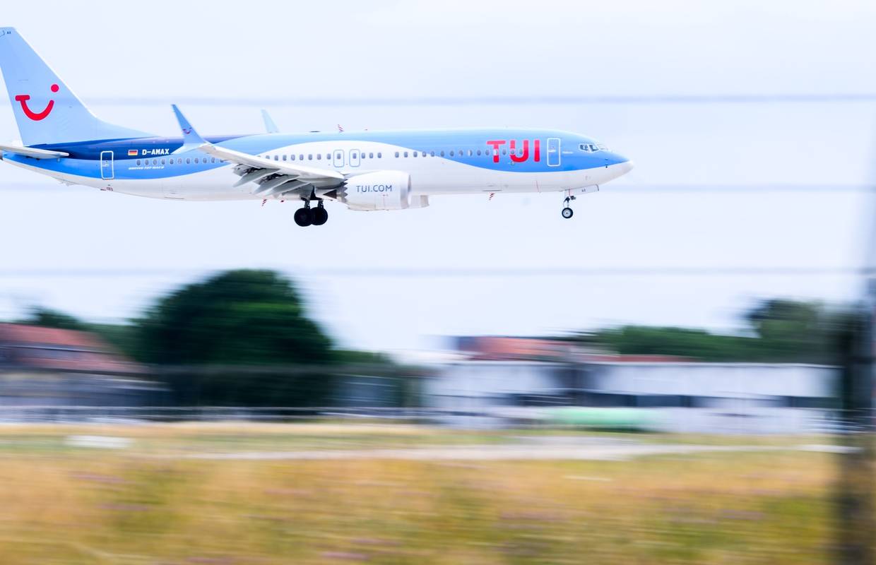 Avion morao sletjeti u Zagreb: 'Putnik je htio otvoriti vrata u letu, vikao je: Vidimo se u raju'