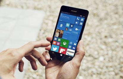 Microsoft Lumia 950 je telefon koji možete koristiti i kao PC