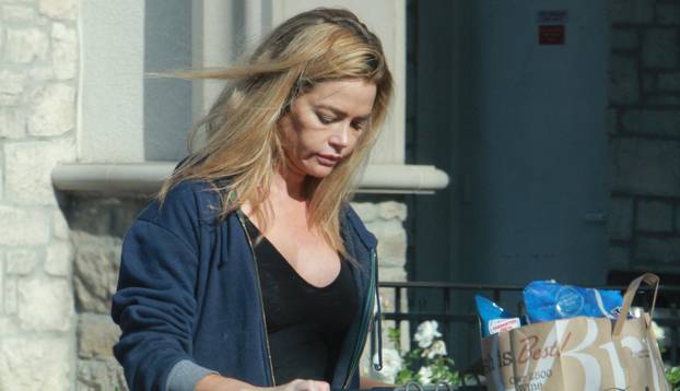 Exclusive - Denise Richards out and about, Los Angeles, California, USA - 24 Jan 2021