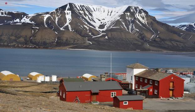 FOTO Život na rubu svijeta: Na ovom otočju 'zabranjeno' je umrijeti.  Bez puške skoro nigdje