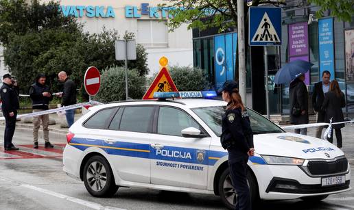 VIDEO Policija o pucnjavi u Splitu: Razbojnik je izlazio iz banke i ugledao policajke...