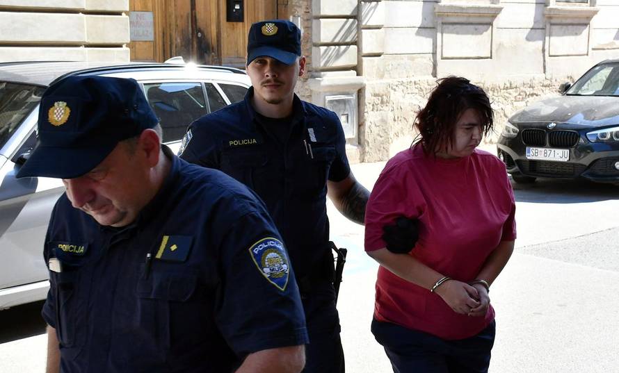 Slavonski Brod: U Županijsko državno odvjetništvo  privedena žena (37) osumnjičena za ubojstvo muškarca F.V. (71)