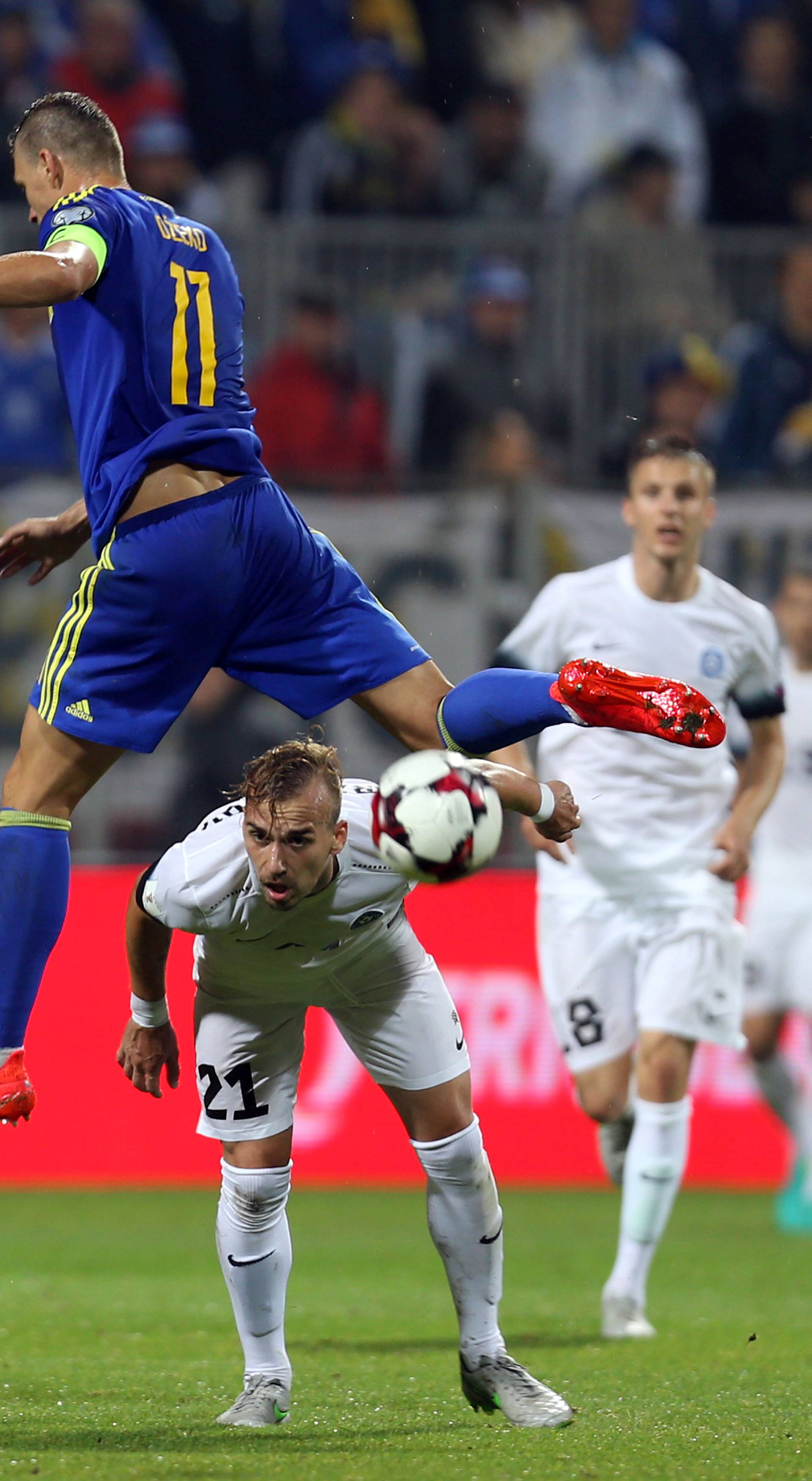 Football Soccer - Bosnia v Estonia - 2018 World Cup Qualifying