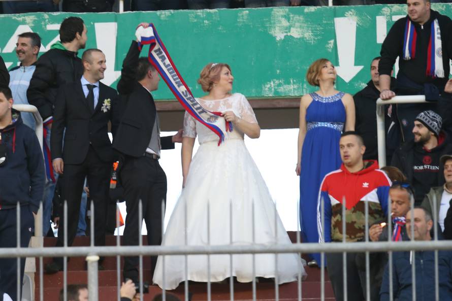 Svećenik: Ma sve znam, dragi hajdukovci, sve mi je jasno...