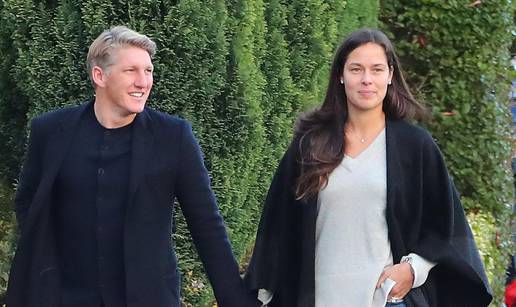 Stigao Luka: Ana Ivanović i Schweinsteiger postali roditelji