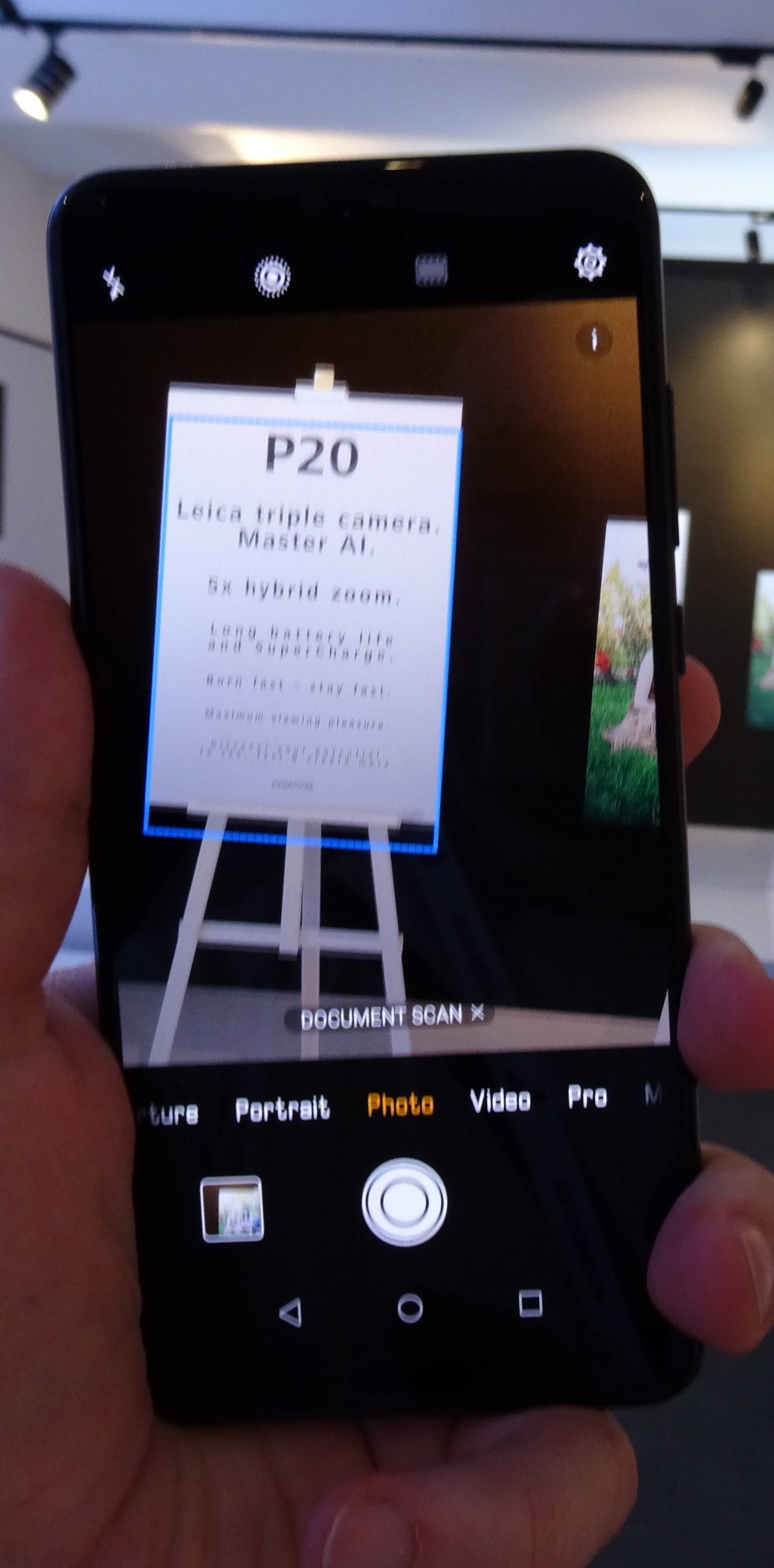 Isprobali smo Huawei P20 Pro: Ima tri kamere i misli za vas