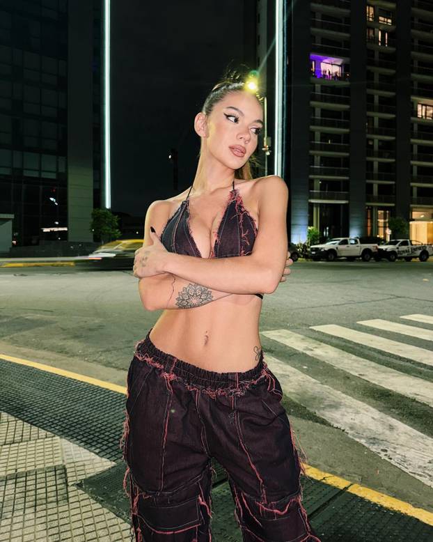 FOTO Influencerica šokirala: 'Dečko nogometaš i ja vodimo ljubav po sedam puta dnevno'