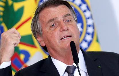 Nakon kronične štucavice brazilski predsjednik Bolsonaro mora na hitnu operaciju crijeva