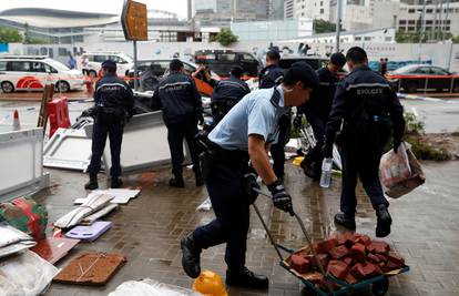 Nakon nasilnih prosvjeda, u Hong Kongu krenula uhićenja