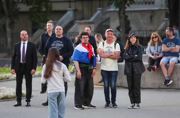 Zagreb: Dolazak uzvanika na svečani koncert u HNK