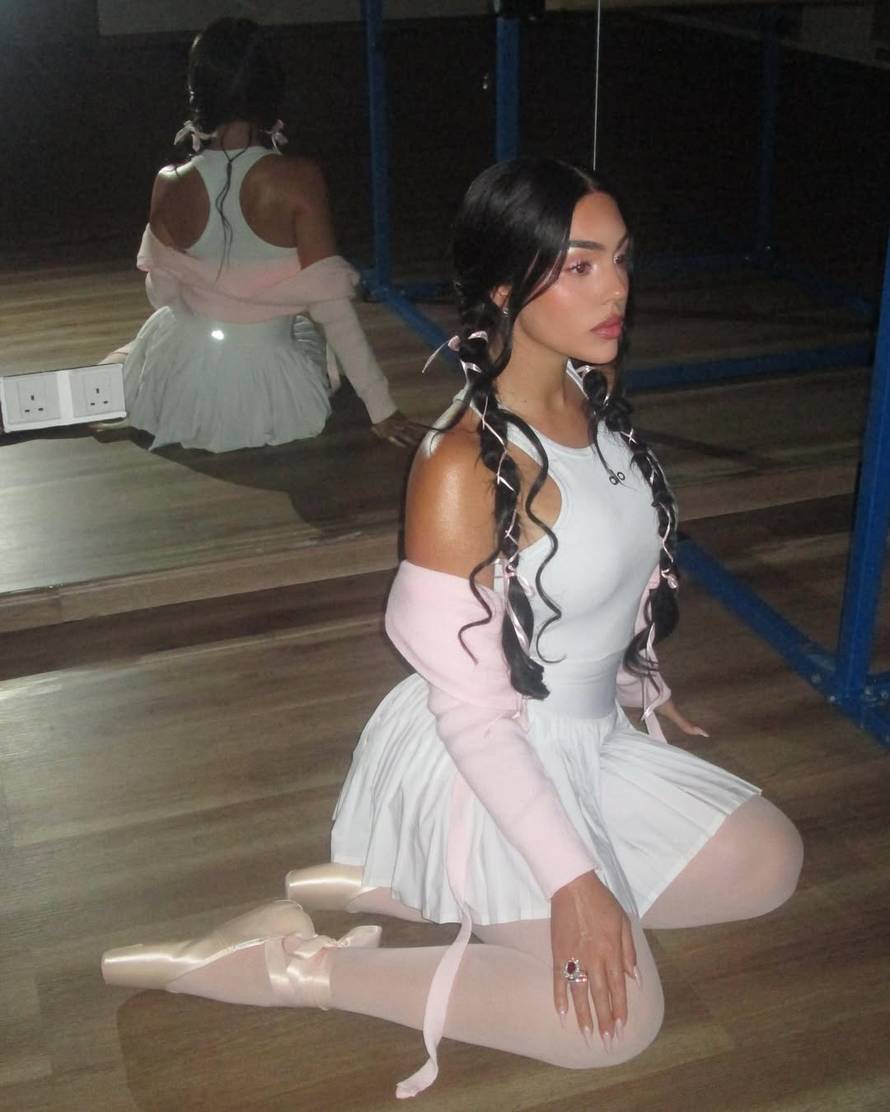 Georgina balerina! Istezala se na podu: 'Nevjerojatna si...'