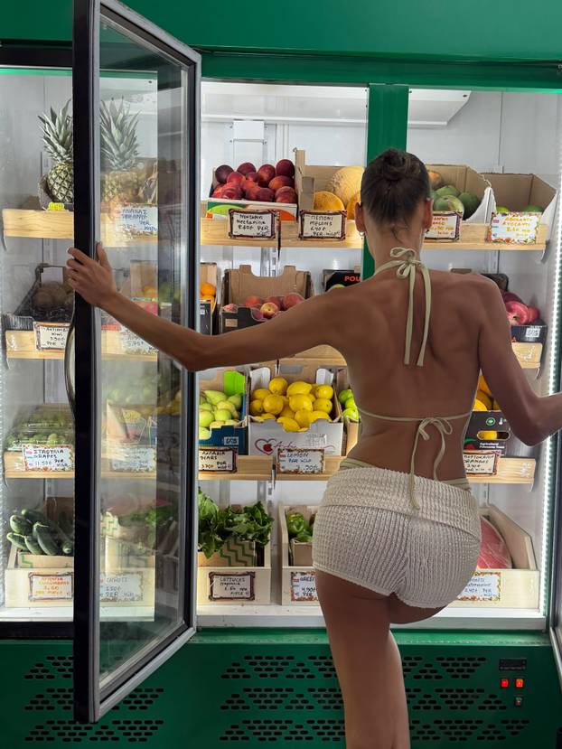 FOTO Instruktorica pilatesa je osvojila internet nakon što joj je nešto 'ispalo' na odmoru