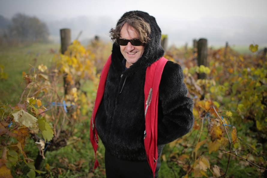 Čabraji: Goran Bregović u obilasku sv. Petra Čvrstec, sela njegovog oca