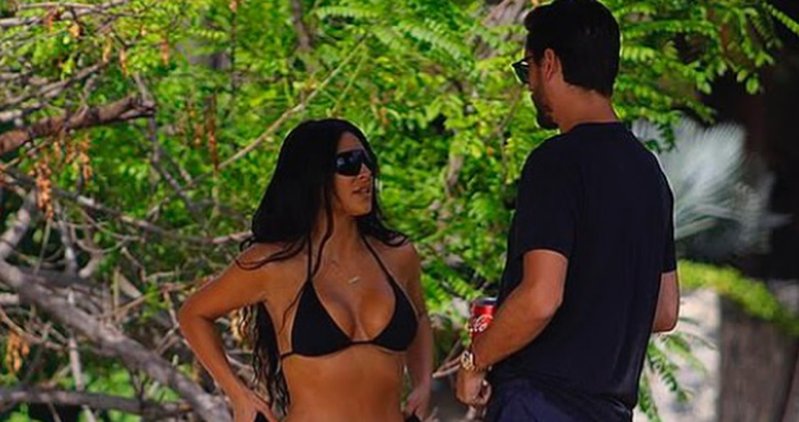 Svi žele biti Kim: Kardashianka rasprodala kostim za jedan dan