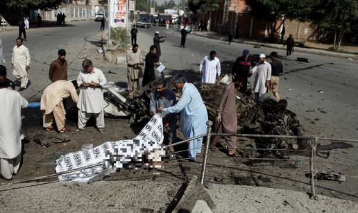 Jedanaest mrtvih u eksploziji automobila bombe u Pakistanu