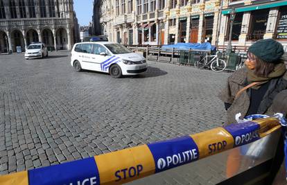 Policija u Bruxellesu je vodenim topovima rastjerala veliki skup