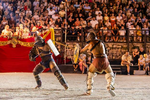 Borbe gladijatora u pulskoj Areni