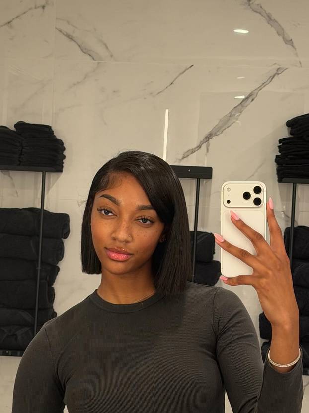 FOTO Dominira u sportu, bori se za prava žena i nosi revije. Ona je definicija košarkaškog anđela