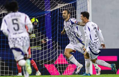 Dinamo - Hajduk 0-1: Livaja šokirao Maksimir i doveo 'bile' na vrh prvenstvene tablice