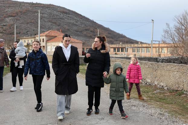 Sve više mladih obitelji ostaje na području općine Šestanovac