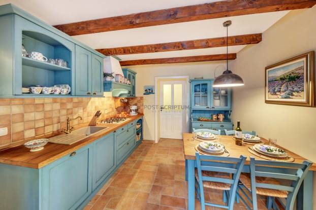 FOTO Pogledajte kako izgleda jedna od najskupljih vila na Hvaru: Ima osam apartmana