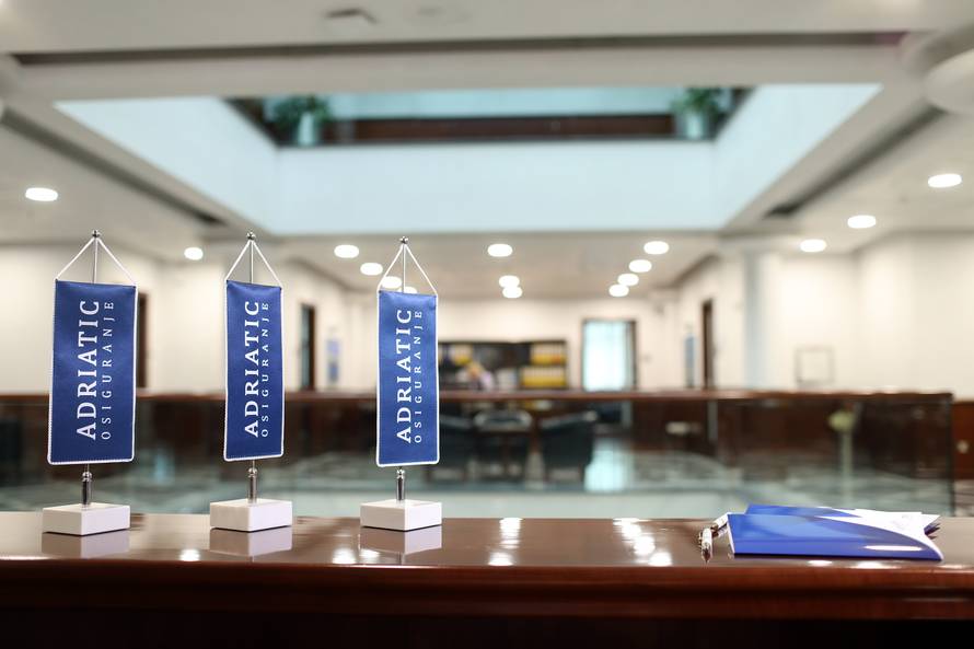 Jadransko mijenja ime u Adriatic osiguranje i širi se