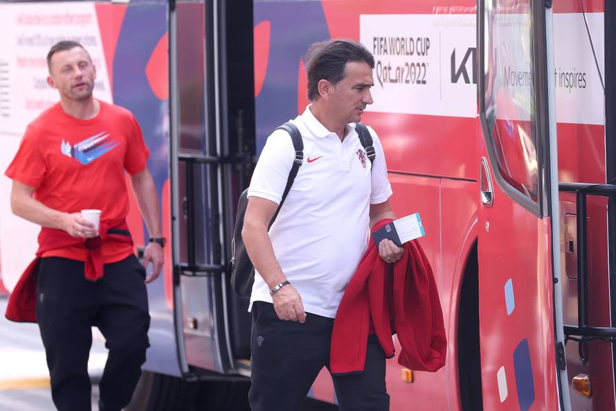 KATAR 2022 Hrvatska nogometna reprezentacija otputovala je iz hotela Hilton Doha prema zračnoj luci