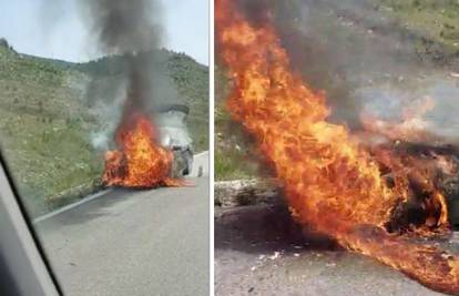 VIDEO Izgorio auto kod Šibenika