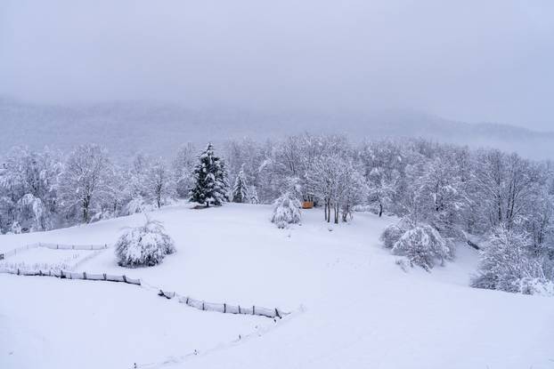 Zimska idila u selu Kuterevu 
