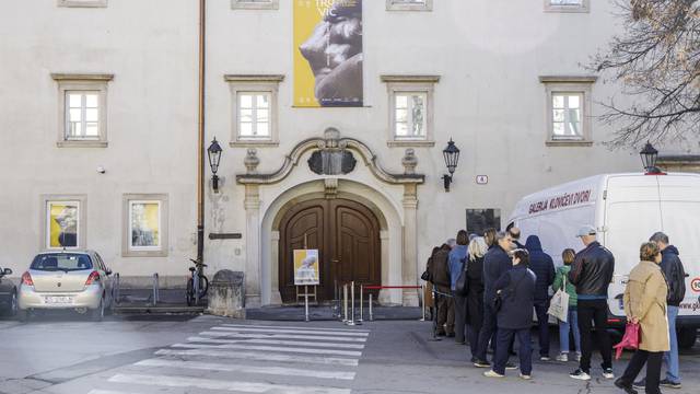 Zagreb: Zadnji dan Meštovićeve izložbe privukao velik broj ljubitelja njegovog opusa 