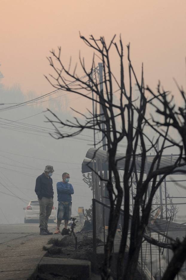 Wildfire burns in Chile