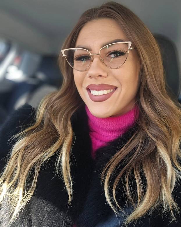 Razlika između njih bila je čak 53 godine, a na kraju se razveli: Evo gdje su Milojko i Milijana...