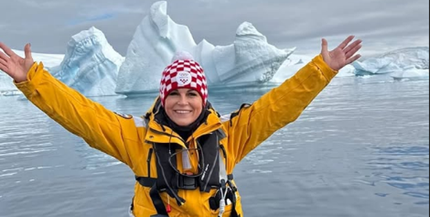 Dok su Beckhamovi ratovali, slavne dame su oslobodile grudi i pokazale svima bradavice