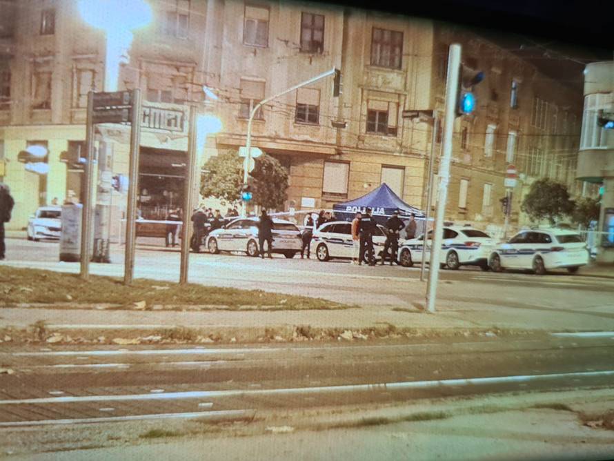 Detalji strave u Zagrebu: Napao mladića nožem, policajci su ga priveli pa im je umro na cesti