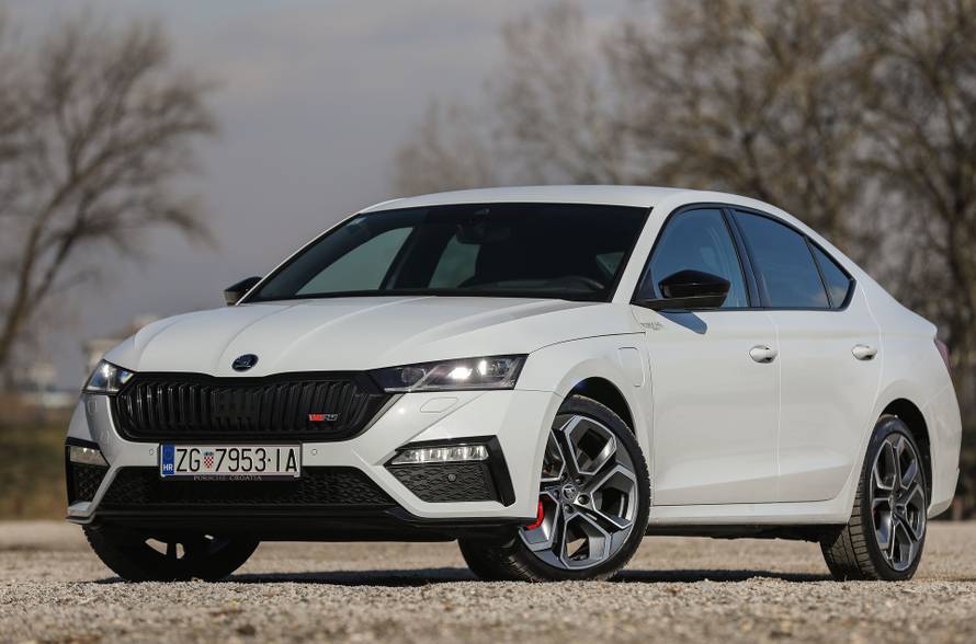 Octavia RS sa strujom: Vozili smo sportski auto za novo doba