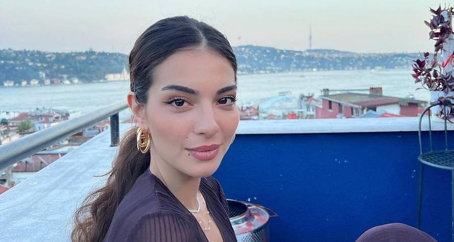 Turska glumica moli za pomoć: 'Baka mi je zarobljena u zgradi'