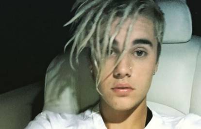 Justin Bieber na glavi sad nosi 'dreadove': Kako vam se sviđa?