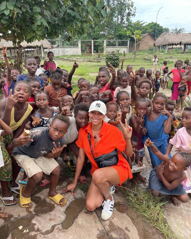 FOTO Bivša misica želi preuzeti Formulu 1: 'Cilj mi nije pobjeda'