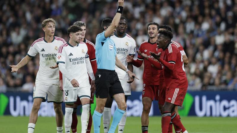 Realova televizija: 'U El Clasicu ćemo se boriti s čak 17 sudaca! Igrači Barcelone donose odluke'