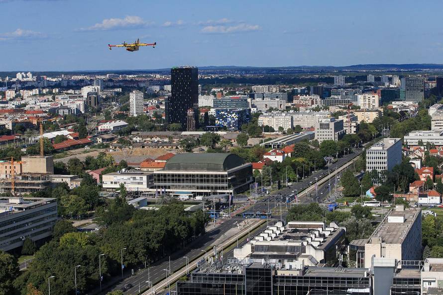 Zagreb: Generalna proba svečanog vojnog mimohoda - zračne snage 