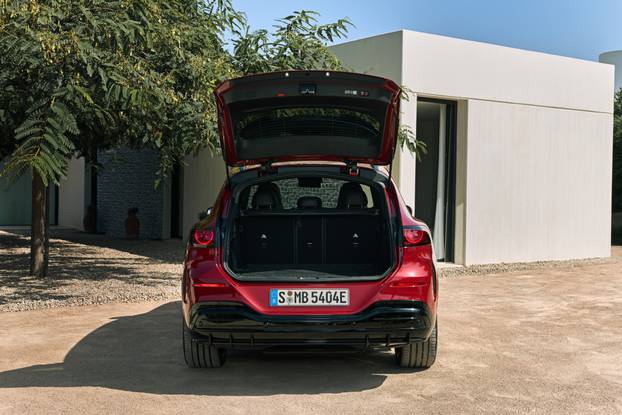 Der neue Mercedes-Benz GLC: kompromisslos überzeugend

The new Mercedes-Benz GLC: Effortlessly uncompromising