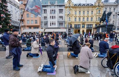 Peticiju za 'Micanje klečavaca' potpisalo 38.000 ljudi. Sutra će biti predana svim institucijama
