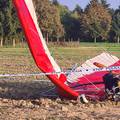 Srušio se motorni zmaj u blizini Pleternice: 'Letač je prevezen u bolnicu, teško je ozlijeđen'