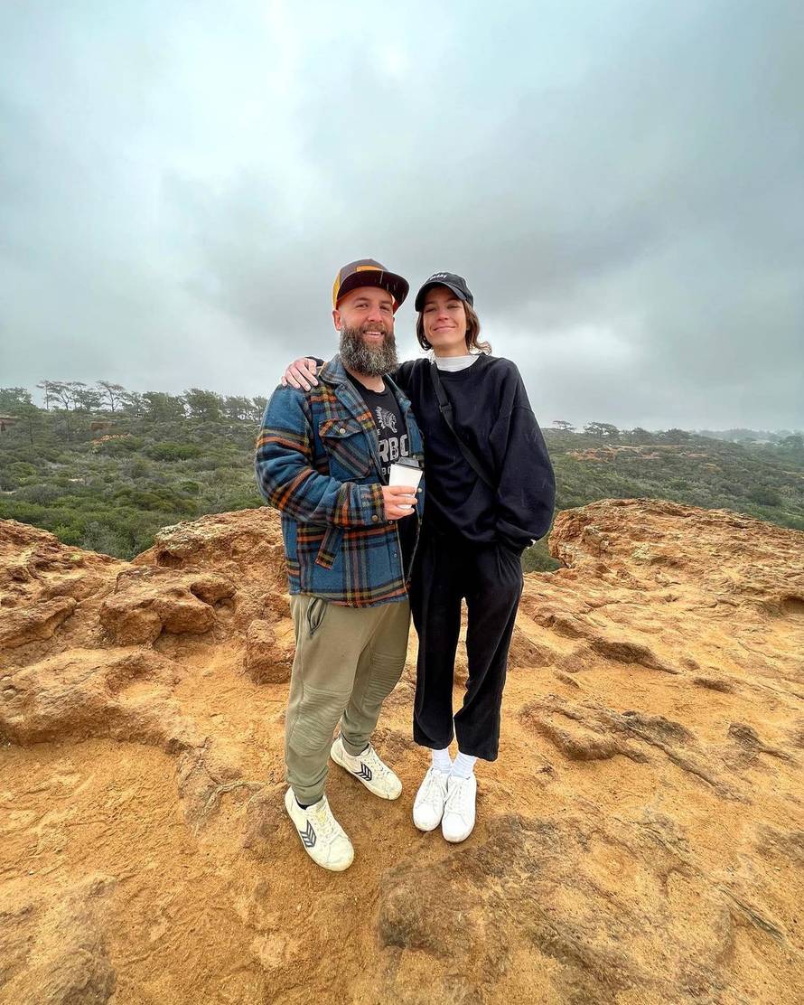 Žena priznala da je biseksualna, dovela curu doma, a muž se nije bunio: 'Ljubav je nepresušna'