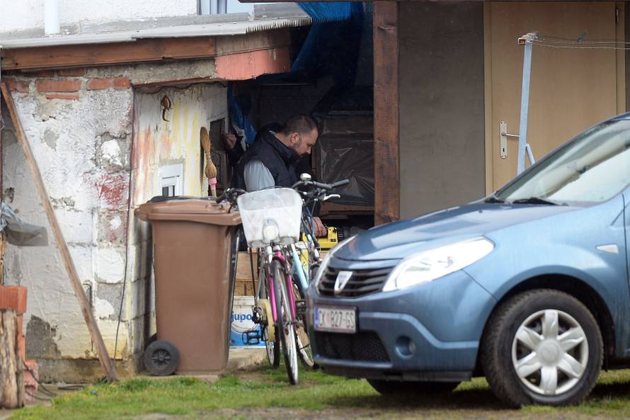Pretresli su kuću Dominićevih: Policija iznijela vreće dokaza
