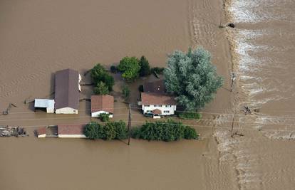 Velike poplave u Coloradu: Za 500 ljudi tragaju, petero mrtvih