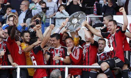 Ingolstadt i Darmstadt stižu u Bundesligu, Karlsruher upitan