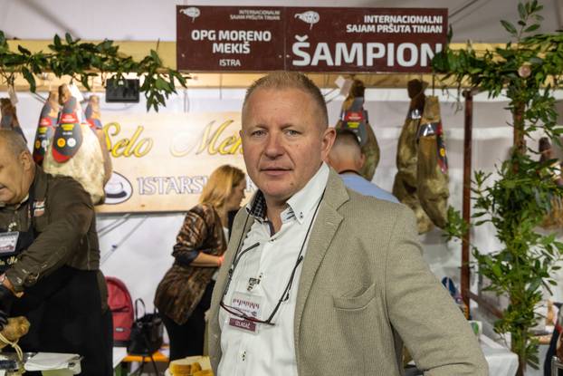 Otvoren 17. Internacionalni sajam pršuta u Tinjanu