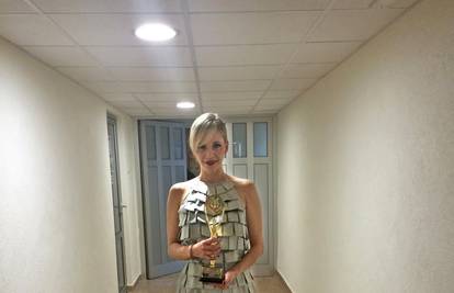 Jelena Rozga u Banjoj Luci dobila je Oskara popularnosti