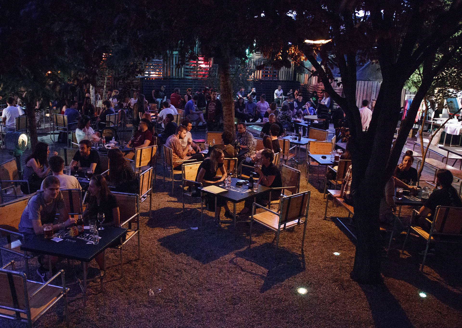 Najšareniji festival u gradu u Vintage Industrial Baru